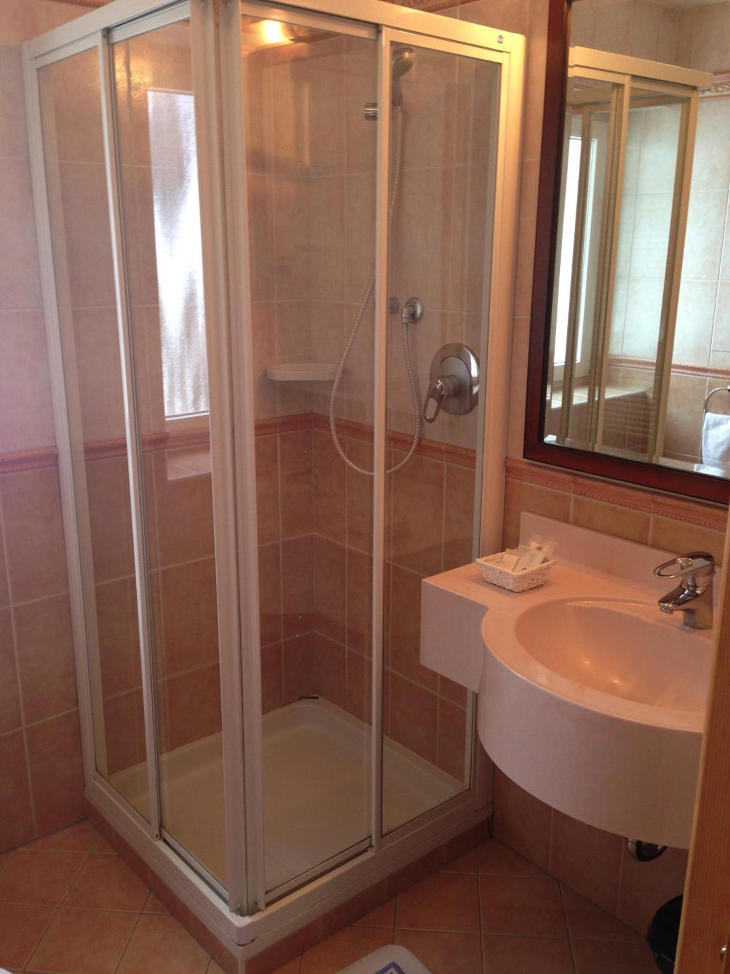 Hotel Silvana Selva di Val Gardena Oda fotoğraf